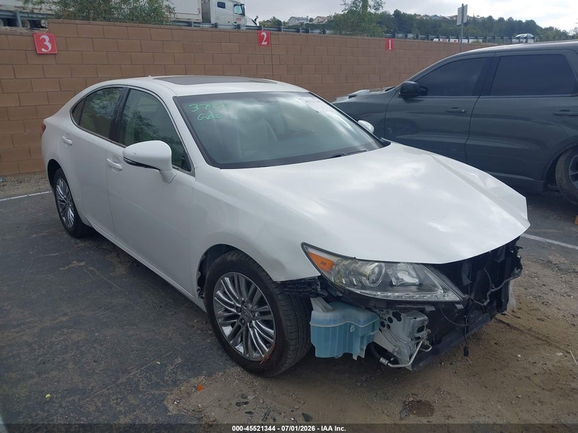 2013 Lexus ES VIN JTHBK1GG8D2013762 IAAI salvage auction — FRONT END, Salvage (California), sold $4,750 on 2026-07-22 (photo 1)