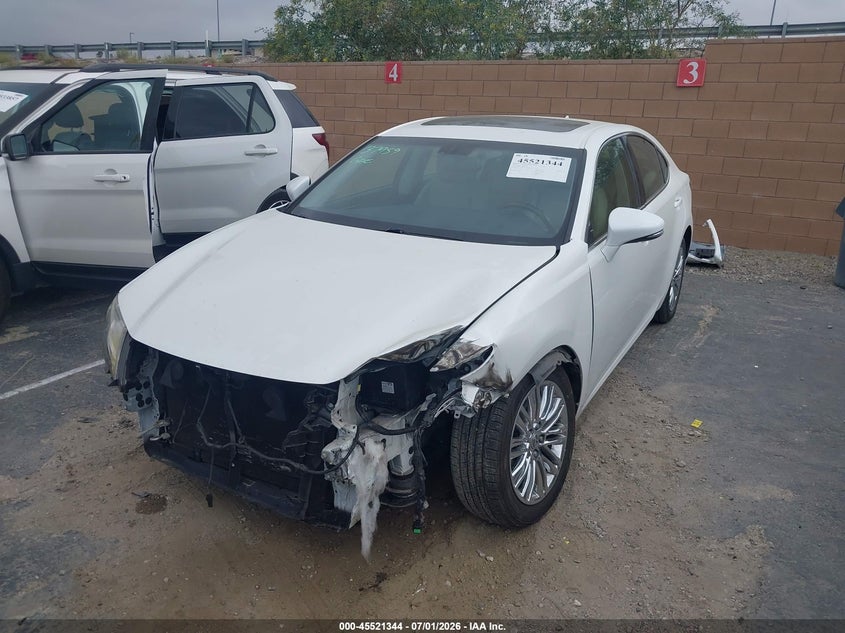2013 Lexus ES VIN JTHBK1GG8D2013762 IAAI salvage auction — FRONT END, Salvage (California), sold $4,750 on 2026-07-22 (photo 2)