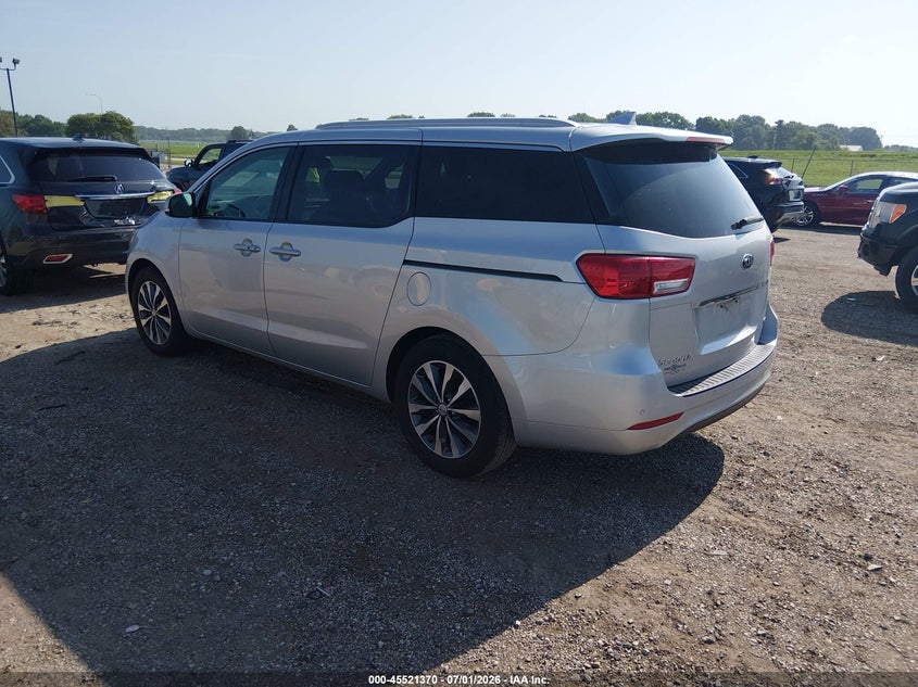 2018 Kia SEDONA VIN KNDMC5C18J6375756 IAAI salvage auction — NORMAL WEAR, Clear (Illinois), sold $1,650 on 2026-07-29 (photo 3)