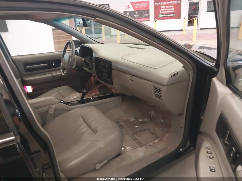 1996 Chevrolet Caprice VIN 1G1BL52P8TR191652 IAAI salvage auction — NORMAL WEAR, Clear (Massachusetts), sold $11,100 on 2026-07-06 (photo 5)