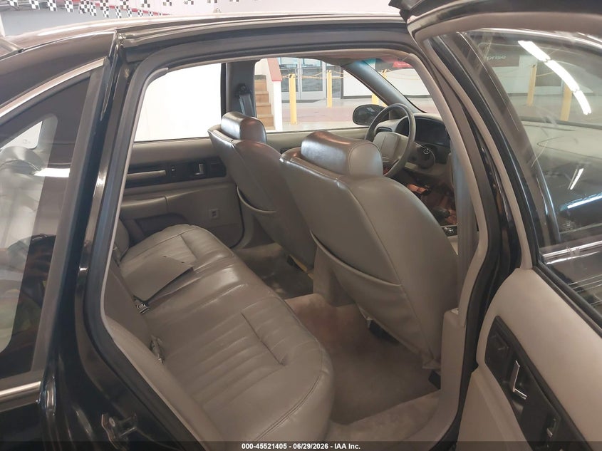 1996 Chevrolet Caprice VIN 1G1BL52P8TR191652 IAAI salvage auction — NORMAL WEAR, Clear (Massachusetts), sold $11,100 on 2026-07-06 (photo 8)
