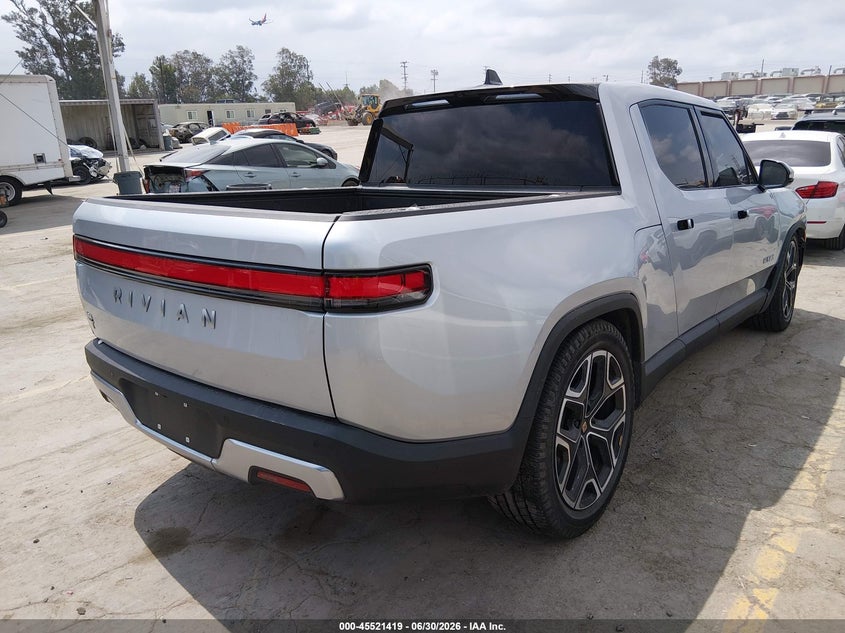 2024 Rivian R1t VIN 7FCTGCAA9RN030366 IAAI salvage auction — FRONT END, Salvage (Arizona), sold $17,850 on 2026-07-08 (photo 4)