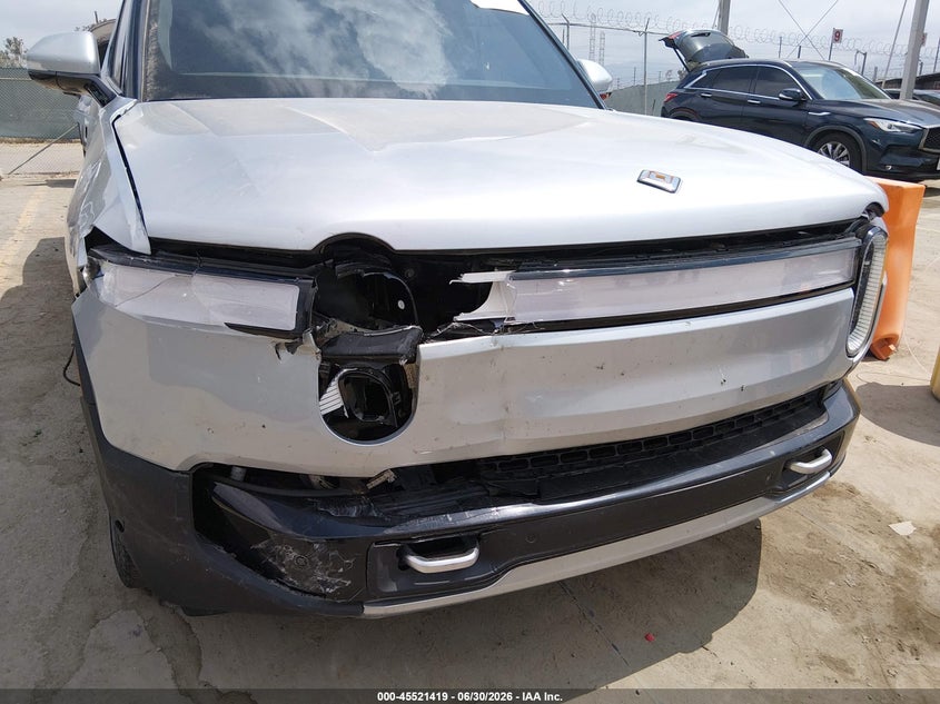 2024 Rivian R1t VIN 7FCTGCAA9RN030366 IAAI salvage auction — FRONT END, Salvage (Arizona), sold $17,850 on 2026-07-08 (photo 6)
