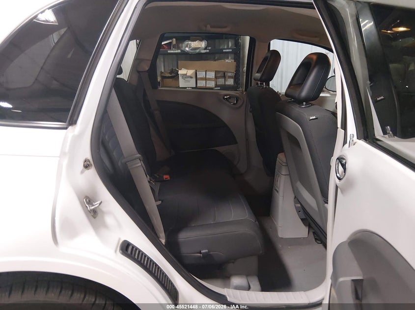 2009 Chrysler Pt cruiser VIN 3A8FY58979T590340 IAAI salvage auction — VANDALISM, Salvage (Iowa), sold $925 on 2026-07-25 (photo 8)