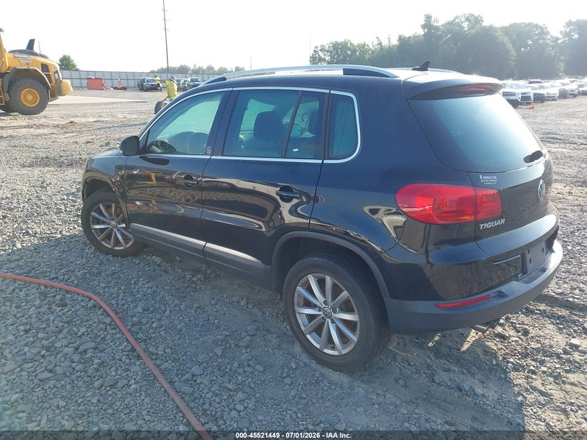 2017 Volkswagen Tiguan VIN WVGRV7AXXHW504346 IAAI salvage auction — NORMAL WEAR, Salvage Title, sold $2,400 on 2026-07-13 (photo 3)