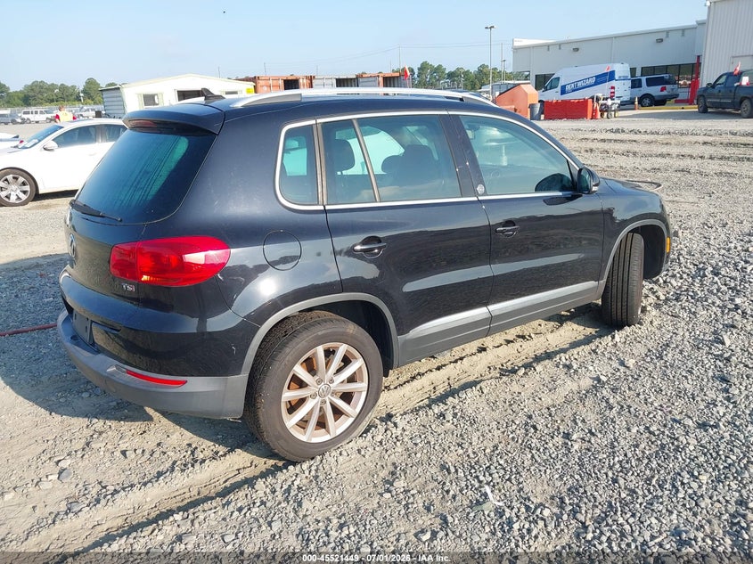 2017 Volkswagen Tiguan VIN WVGRV7AXXHW504346 IAAI salvage auction — NORMAL WEAR, Salvage Title, sold $2,400 on 2026-07-13 (photo 4)