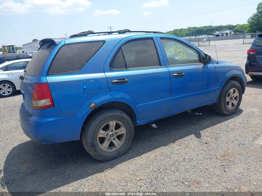 2005 Kia Sorento VIN KNDJC733655404635 IAAI salvage auction — NORMAL WEAR, Clear (Virginia), sold $275 on 2026-07-21 (photo 4)