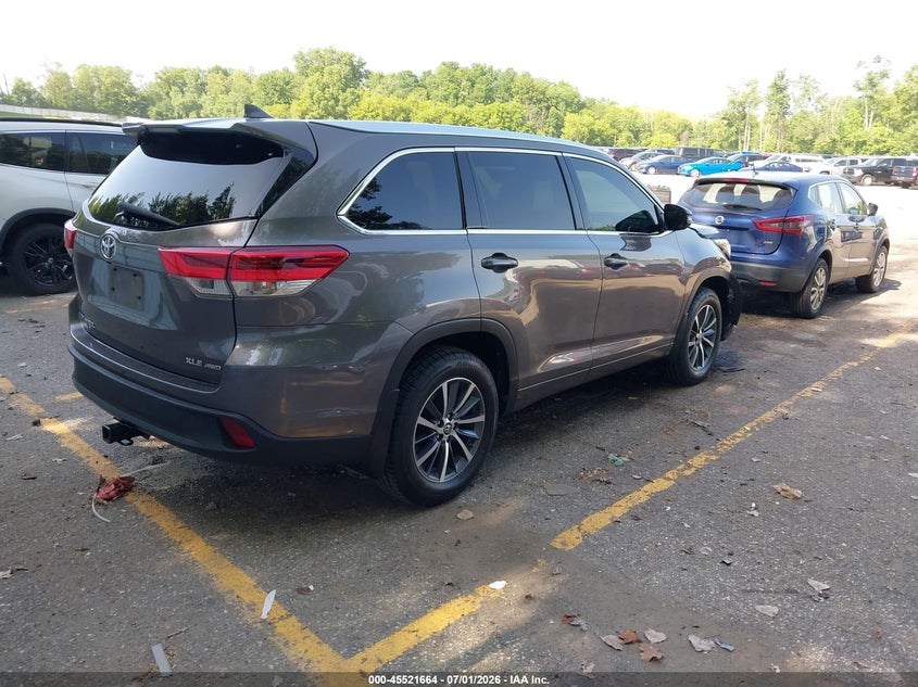 2017 Toyota Highlander VIN 5TDJZRFH3HS473878 IAAI salvage auction — FRONT END, Salvage Title, sold $6,600 on 2026-07-27 (photo 4)