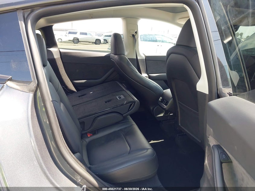 2023 Tesla Model y VIN 7SAYGDEE1PA024149 IAAI salvage auction — REAR END, Salvage (California), sold $5,100 on 2026-07-29 (photo 8)