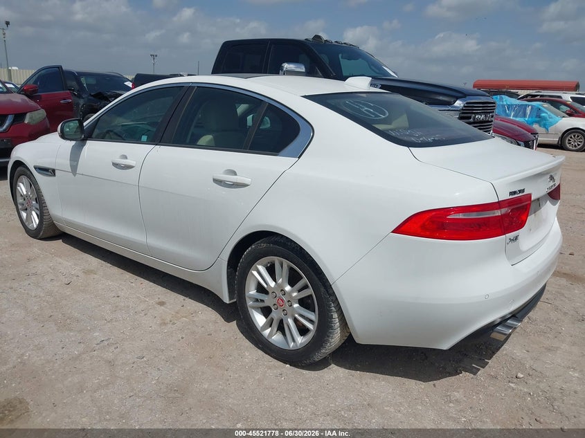2017 Jaguar Xe VIN SAJAD4BN5HCP14873 IAAI salvage auction — NORMAL WEAR, Original (Texas), sold $725 on 2026-07-20 (photo 3)