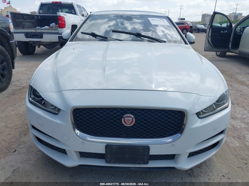 2017 Jaguar Xe VIN SAJAD4BN5HCP14873 IAAI salvage auction — NORMAL WEAR, Original (Texas), sold $725 on 2026-07-20 (photo 6)