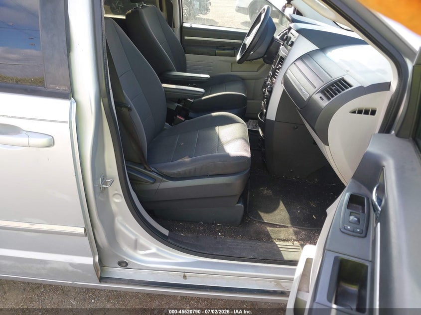 2008 Dodge Caravan VIN 2D8HN54P38R835277 IAAI salvage auction — REAR END, Salvage (Texas), sold $500 on 2026-07-22 (photo 5)
