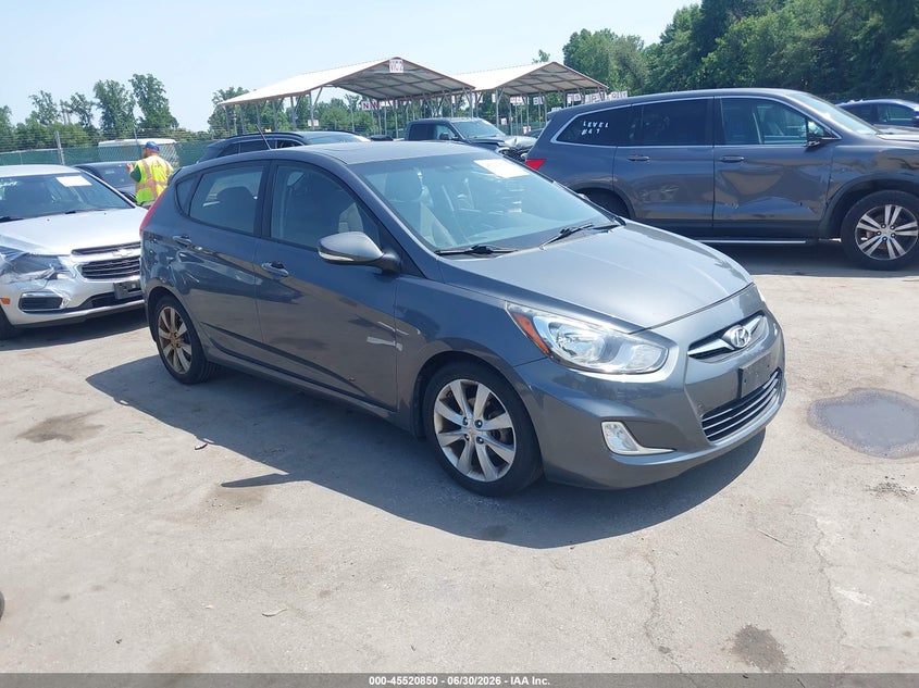 2013 Hyundai Accent VIN KMHCU5AE9DU067389 IAAI salvage auction — SIDE, Salvage - Greater Than 75% (Maryland), sold $450 on 2026-07-30 (photo 1)