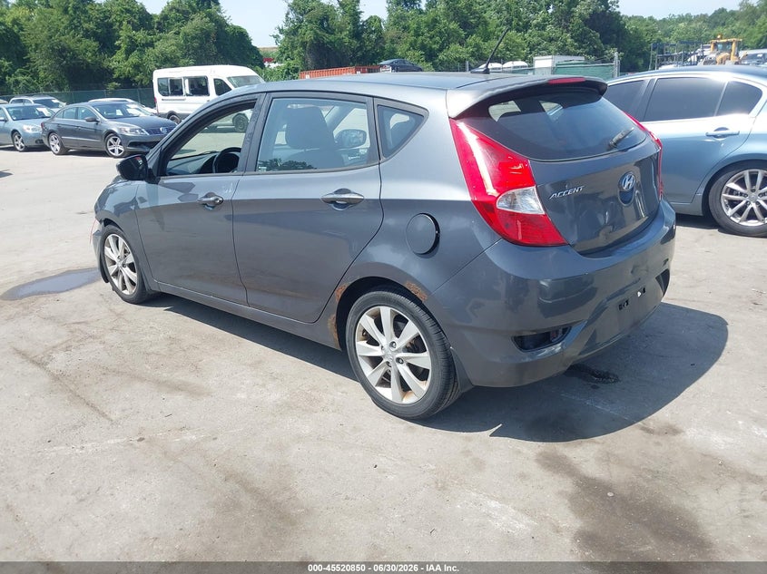 2013 Hyundai Accent VIN KMHCU5AE9DU067389 IAAI salvage auction — SIDE, Salvage - Greater Than 75% (Maryland), sold $450 on 2026-07-30 (photo 3)