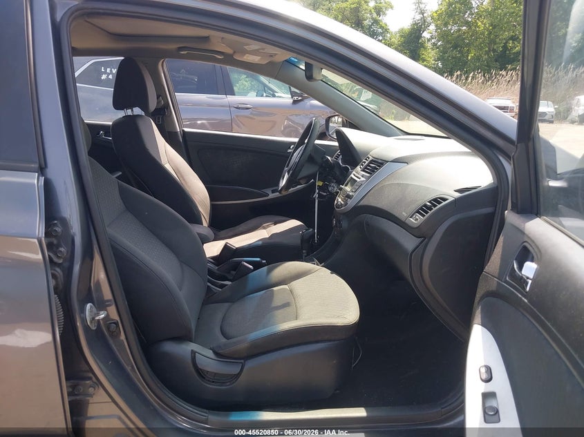 2013 Hyundai Accent VIN KMHCU5AE9DU067389 IAAI salvage auction — SIDE, Salvage - Greater Than 75% (Maryland), sold $450 on 2026-07-30 (photo 5)