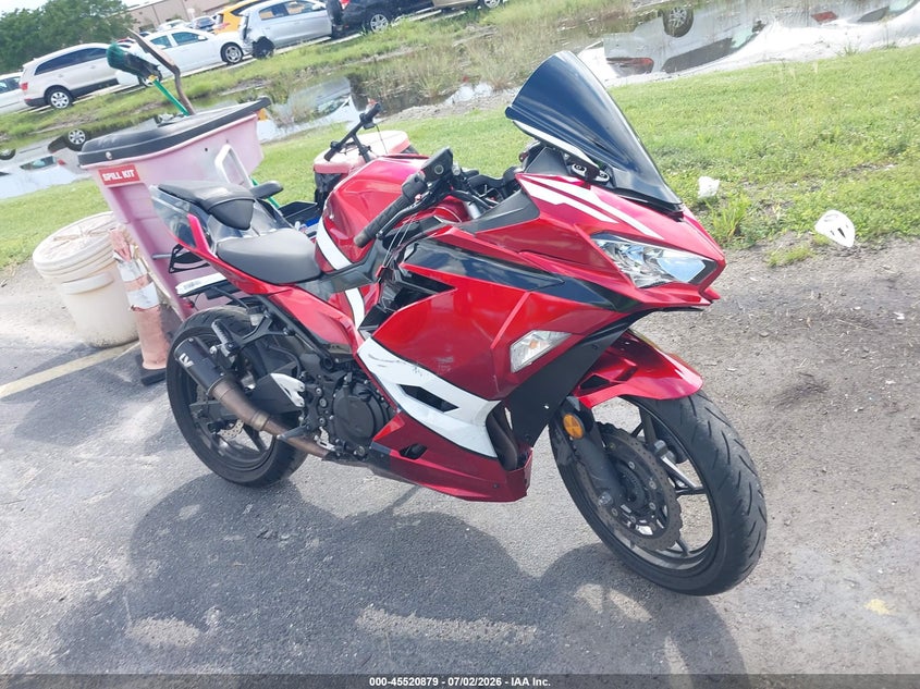 2019 Kawasaki Ninja VIN JKAEXKG15KDA32253 IAAI salvage auction — LEFT & RIGHT, Rebuildable (Florida), sold $1,250 on 2026-07-28 (photo 1)