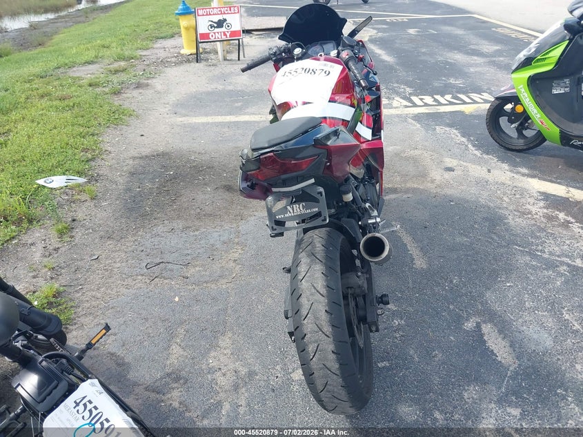 2019 Kawasaki Ninja VIN JKAEXKG15KDA32253 IAAI salvage auction — LEFT & RIGHT, Rebuildable (Florida), sold $1,250 on 2026-07-28 (photo 6)