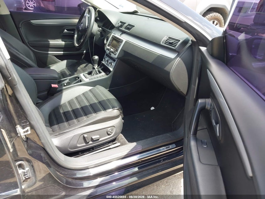 2013 Volkswagen Passat cc VIN WVWAP7AN0DE555414 IAAI salvage auction — NORMAL WEAR, Original (Texas), sold $1,150 on 2026-07-20 (photo 5)