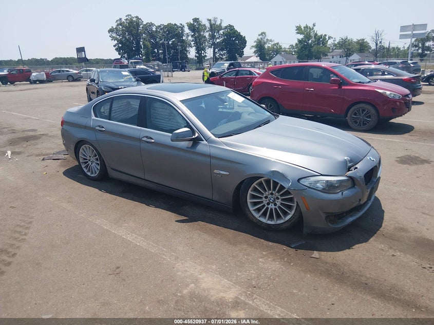 2012 BMW 5er VIN WBAFU7C55CDU63079 IAAI salvage auction — SIDE, Clear (New Jersey), sold $900 on 2026-07-27 (photo 1)