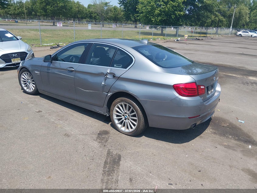 2012 BMW 5er VIN WBAFU7C55CDU63079 IAAI salvage auction — SIDE, Clear (New Jersey), sold $900 on 2026-07-27 (photo 3)