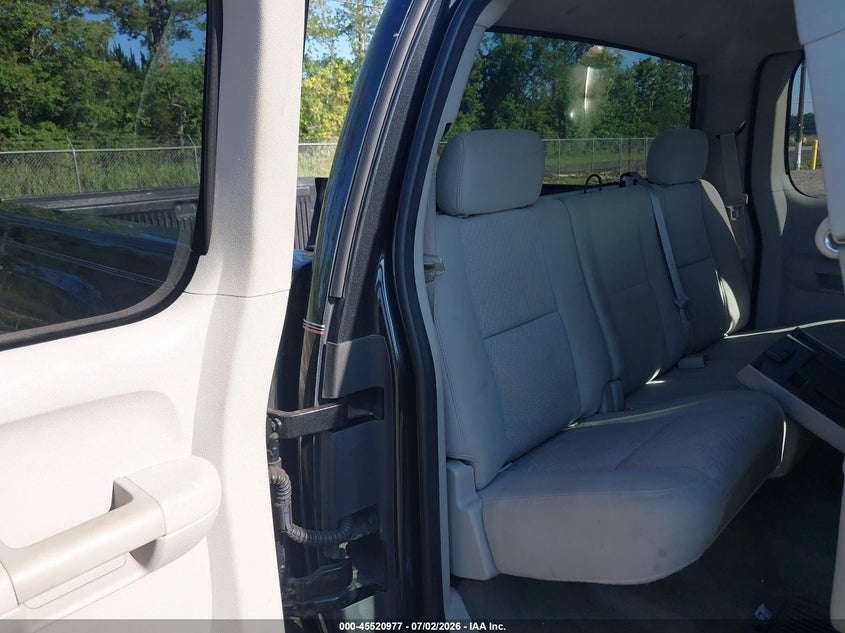 2010 Gmc Sierra 1500 VIN 1GTSCVE03AZ212989 IAAI salvage auction — FRONT END, Rebuildable (Florida), sold $1,200 on 2026-07-10 (photo 8)