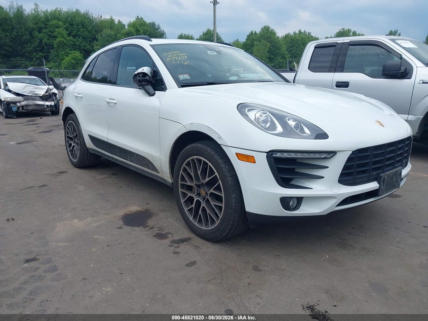 2017 Porsche Macan VIN WP1AB2A50HLB17140 IAAI salvage auction — REAR END, Salvage (Massachusetts), sold $7,500 on 2026-08-06 (photo 1)