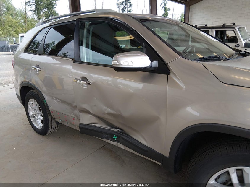 2015 Kia Sorento VIN 5XYKT4A76FG610684 IAAI salvage auction — RIGHT SIDE, Salvage Title, sold $1,350 on 2026-07-29 (photo 6)