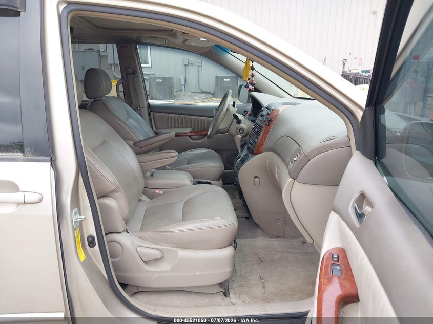 2004 Toyota Sienna VIN 5TDZA22CX4S095659 IAAI salvage auction — NORMAL WEAR, Original (Ohio), sold $925 on 2026-07-29 (photo 5)