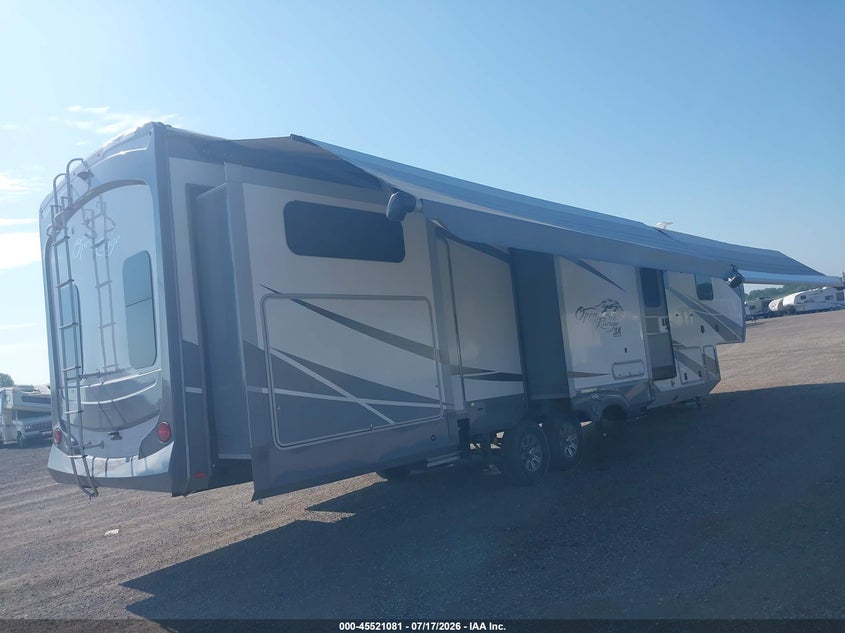 2019 Highland ridge Other VIN 58TCH0BV3K3XJ3079 IAAI salvage auction — HAIL, Regular Certificate (Iowa), sold $15,250 on 2026-08-11 (photo 4)