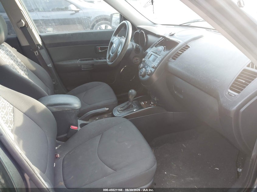 2011 Kia Soul VIN KNDJT2A29B7340555 IAAI salvage auction — NORMAL WEAR, Clear (Florida), sold $625 on 2026-07-15 (photo 5)