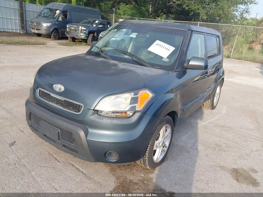2011 Kia Soul VIN KNDJT2A29B7340555 IAAI salvage auction — NORMAL WEAR, Clear (Florida), sold $625 on 2026-07-15 (photo 6)