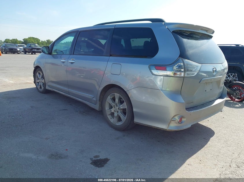 2013 Toyota Sienna VIN 5TDXK3DC2DS318266 IAAI salvage auction — FRONT END, Salvage Title, sold $850 on 2026-07-30 (photo 3)