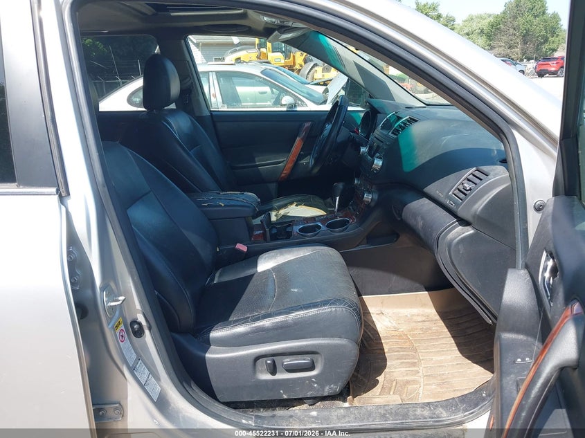2012 Toyota Highlander VIN 5TDDK3EH3CS102518 IAAI salvage auction — NORMAL WEAR, Original (Ohio), sold $4,600 on 2026-07-06 (photo 5)