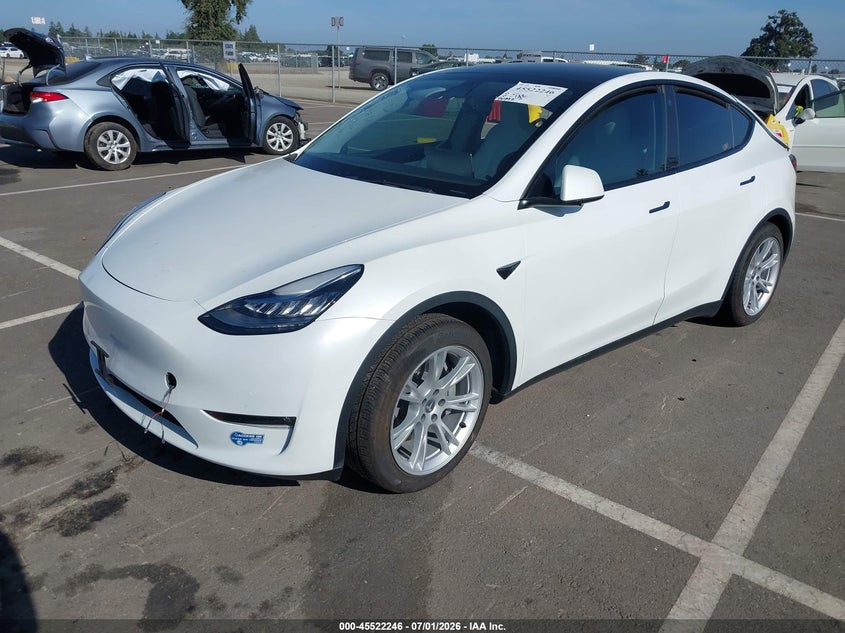 2021 Tesla Model y VIN 5YJYGDEE0MF299023 IAAI salvage auction — RIGHT SIDE, Salvage (California), sold $7,600 on 2026-07-28 (photo 2)