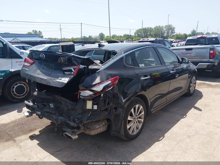 2019 Kia Optima VIN 5XXGT4L36KG295318 IAAI salvage auction — REAR END, Salvage (Ohio), sold $725 on 2026-07-28 (photo 4)