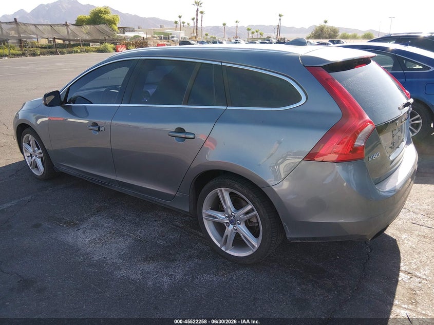 2016 Volvo V60 VIN YV1612SK7G1310226 IAAI salvage auction — NORMAL WEAR, Clear (California), sold $300 on 2026-07-24 (photo 3)