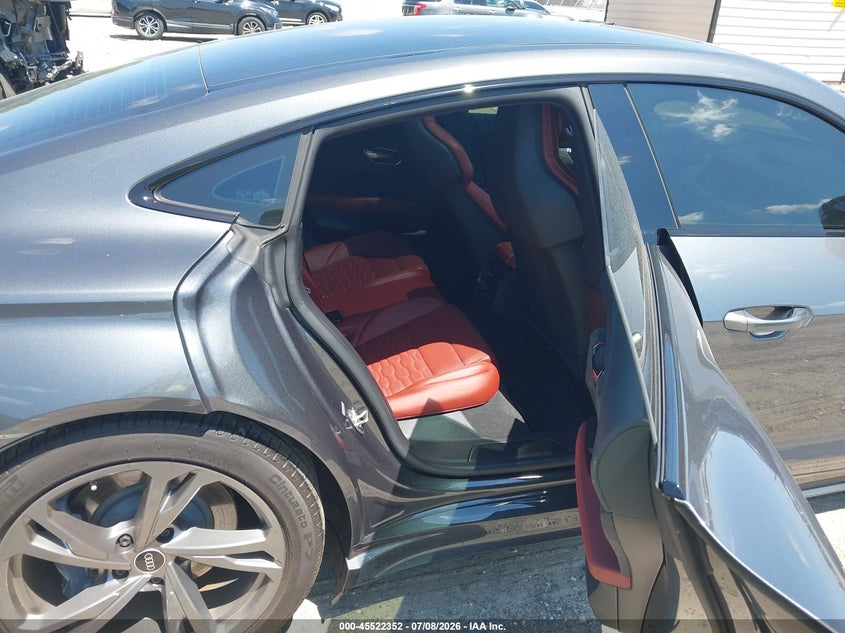 2022 Audi E-tron gt VIN WAUFJBFW2N7004321 IAAI salvage auction — REAR END, Salvage Title, sold $23,300 on 2026-08-19 (photo 8)