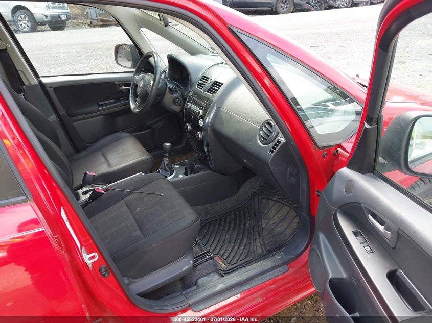 2010 Suzuki Sx4 VIN JS2YA5A96A6300382 IAAI salvage auction — NORMAL WEAR, Clear (Pennsylvania), sold $300 on 2026-07-07 (photo 5)