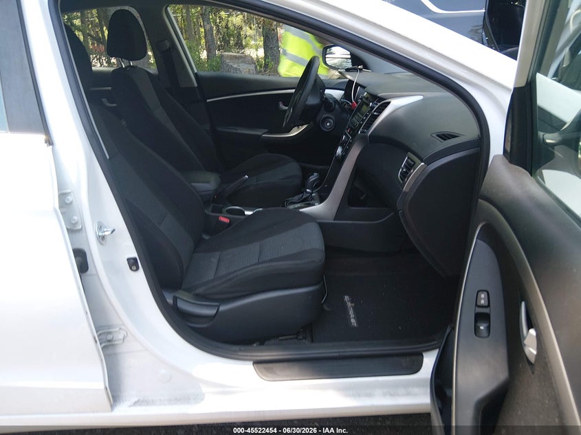 2016 Hyundai Elantra VIN KMHD35LH0GU318416 IAAI salvage auction — NORMAL WEAR, Clear (Virginia), sold $1,700 on 2026-07-14 (photo 5)