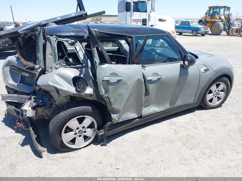 2016 Mini Hard top VIN WMWXU1C58G2D57618 IAAI salvage auction — REAR END, Salvage (California), sold $1,100 on 2026-07-23 (photo 4)