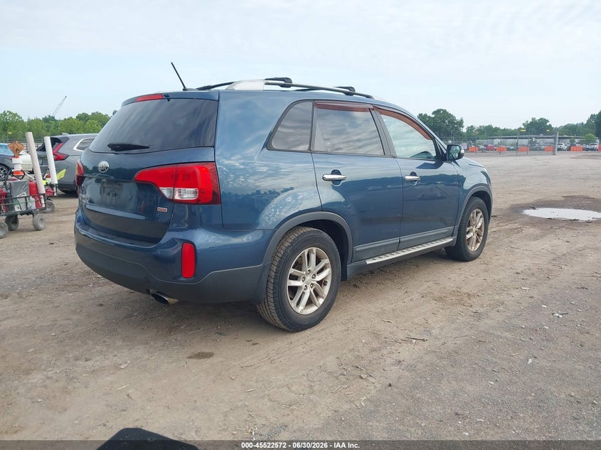 2014 Kia Sorento VIN 5XYKT4A7XEG496493 IAAI salvage auction — NORMAL WEAR, Clear (Tennessee), sold $1,350 on 2026-07-08 (photo 4)