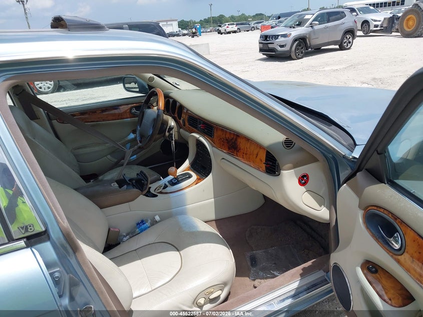 2003 Jaguar Xj series VIN SAJDA24C73LF51550 IAAI salvage auction — FRONT END, Rebuildable (Florida), sold $300 on 2026-07-28 (photo 5)