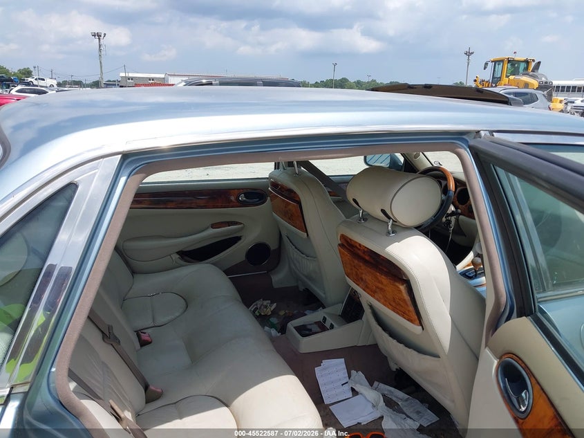2003 Jaguar Xj series VIN SAJDA24C73LF51550 IAAI salvage auction — FRONT END, Rebuildable (Florida), sold $300 on 2026-07-28 (photo 8)
