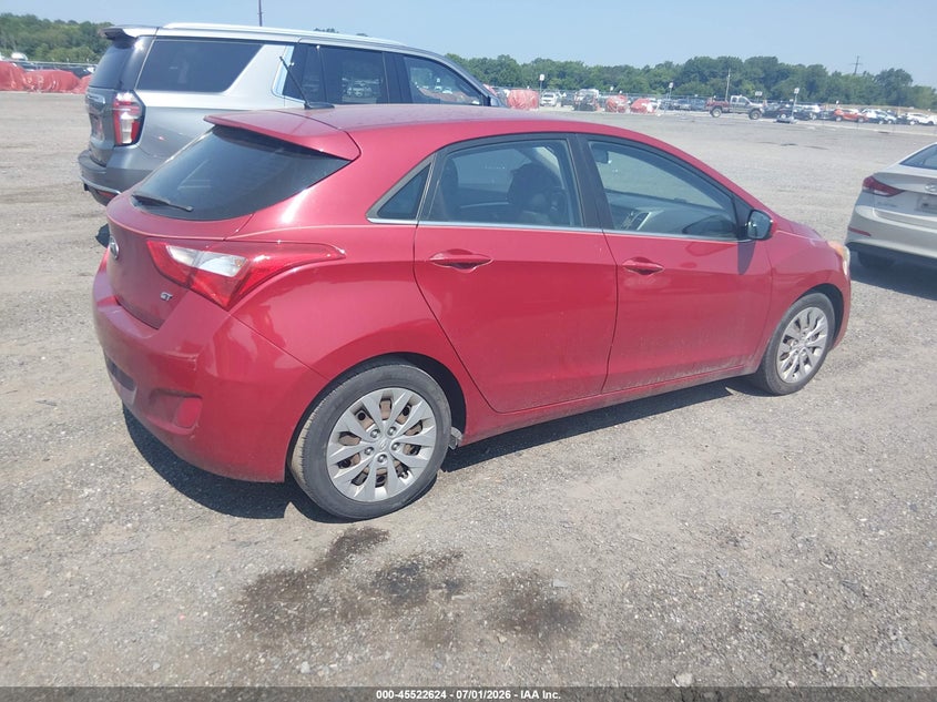 2017 Hyundai Elantra VIN KMHD35LH9HU372282 IAAI salvage auction — NORMAL WEAR, Clear (Delaware), sold $300 on 2026-07-27 (photo 4)