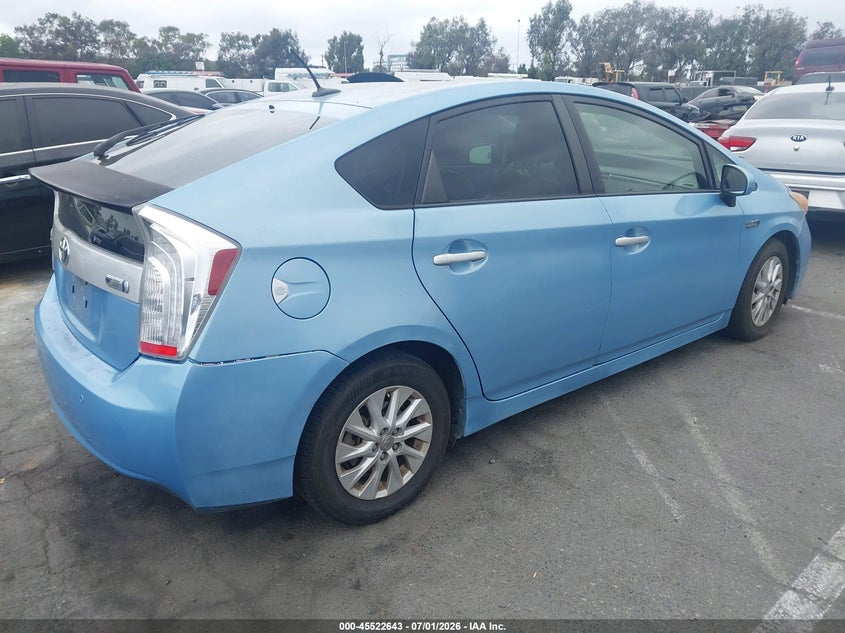 2012 Toyota Prius VIN JTDKN3DP0C3001025 IAAI salvage auction — FRONT END, Salvage (California), sold $4,550 on 2026-07-30 (photo 4)
