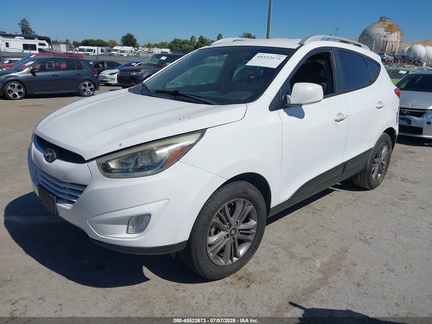 2015 Hyundai Tucson VIN KM8JU3AG1FU995357 IAAI salvage auction — NORMAL WEAR, Clear - Dealer Only (California), sold $500 on 2026-07-18 (photo 2)