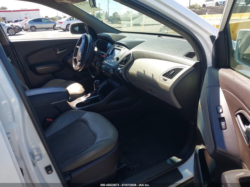 2015 Hyundai Tucson VIN KM8JU3AG1FU995357 IAAI salvage auction — NORMAL WEAR, Clear - Dealer Only (California), sold $500 on 2026-07-18 (photo 5)