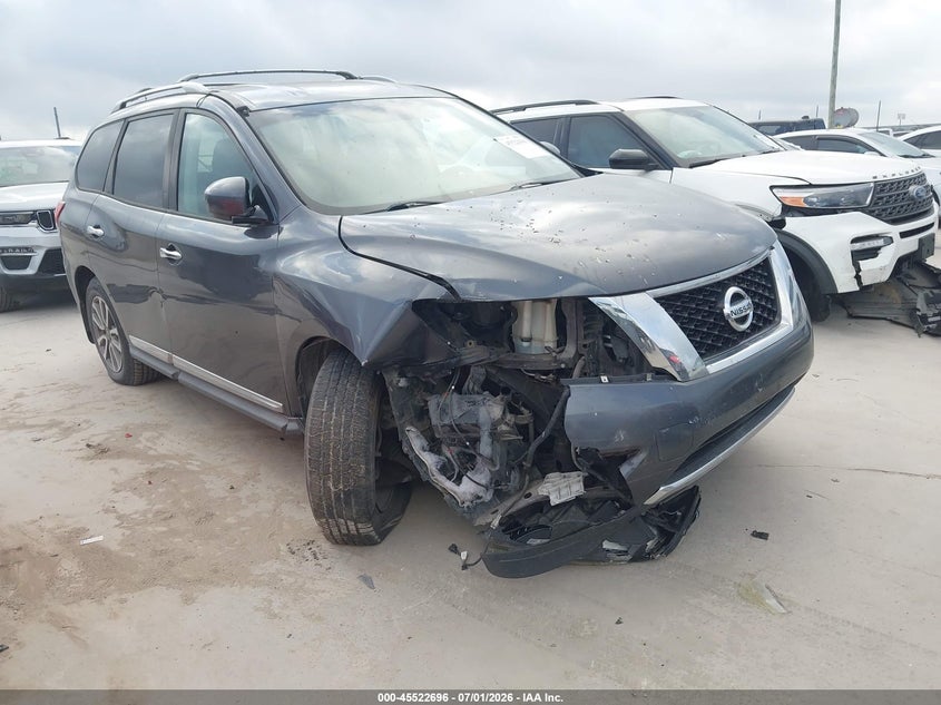 2013 Nissan Pathfinder VIN 5N1AR2MN3DC600944 IAAI salvage auction — RIGHT FRONT, Salvage Title, sold $725 on 2026-08-26 (photo 1)