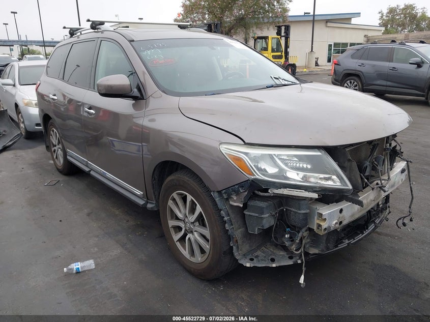 2014 Nissan Pathfinder VIN 5N1AR2MM1EC607836 IAAI salvage auction — FRONT END, Salvage Title, sold $1,300 on 2026-07-24 (photo 1)