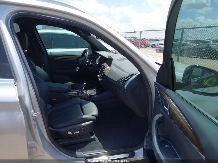 2019 BMW X3 VIN 5UXTR7C59KLF24060 IAAI salvage auction — NORMAL WEAR, Original (Texas), sold $4,200 on 2026-07-20 (photo 5)